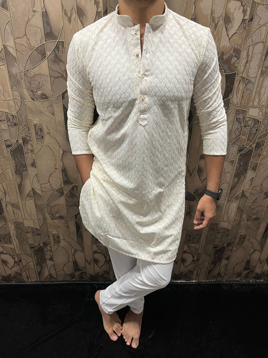 Men’s White Kurta – Full Front & Back Embroidery with W-Pattern for Wedding & Festive Wear A37