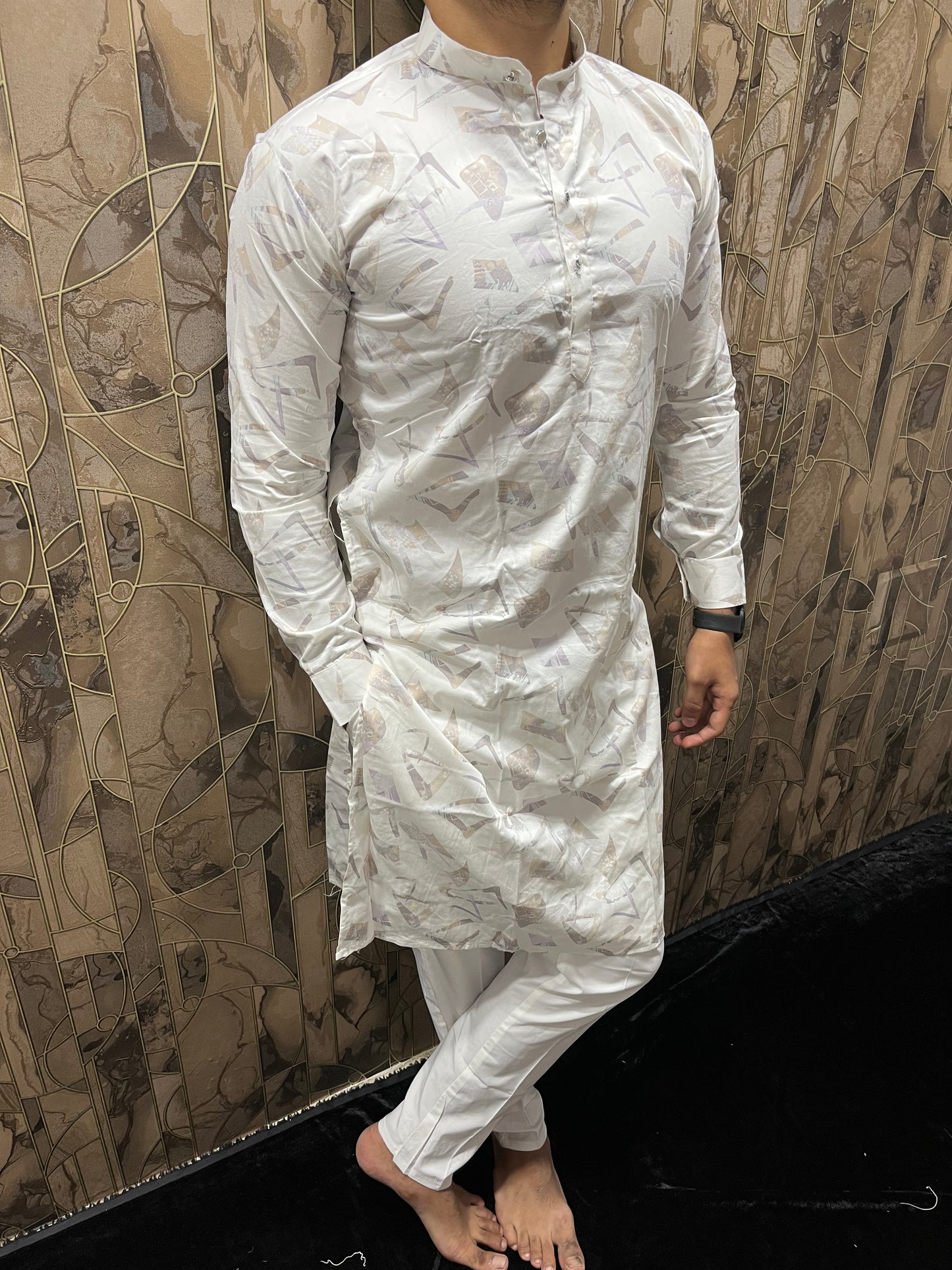 Men’s Cotton White Kurta – Minimal Printed Design for Everyday Wear A32